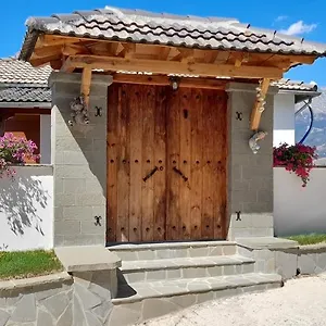 Hostel B Vishe, Gjirokastër